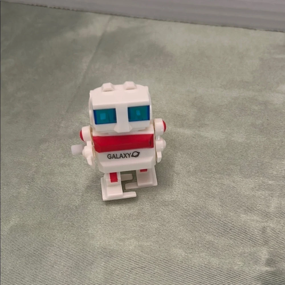 Galaxy By Harvic White and Red Building Blocks Robot
